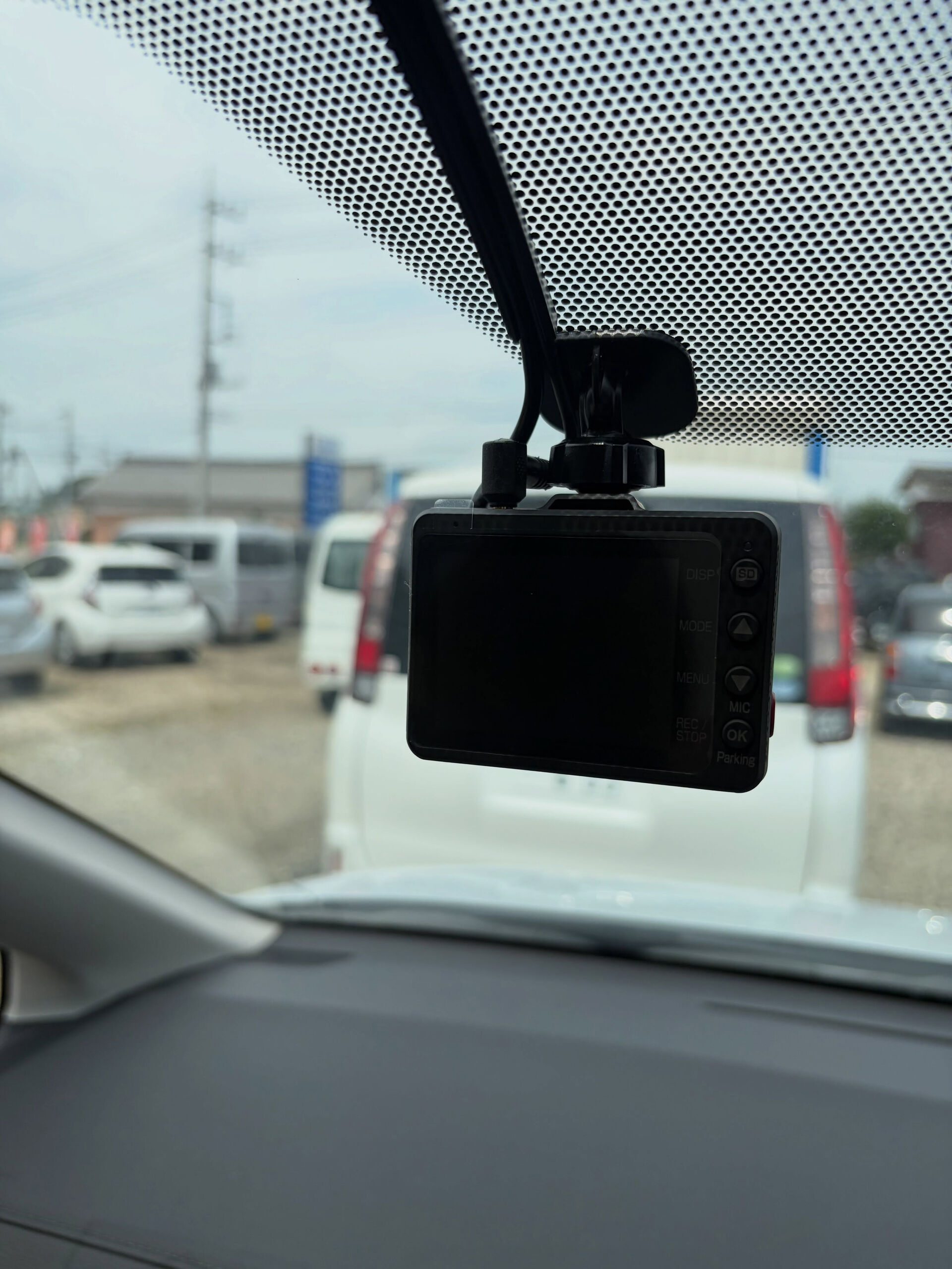《新車　デリカD5》